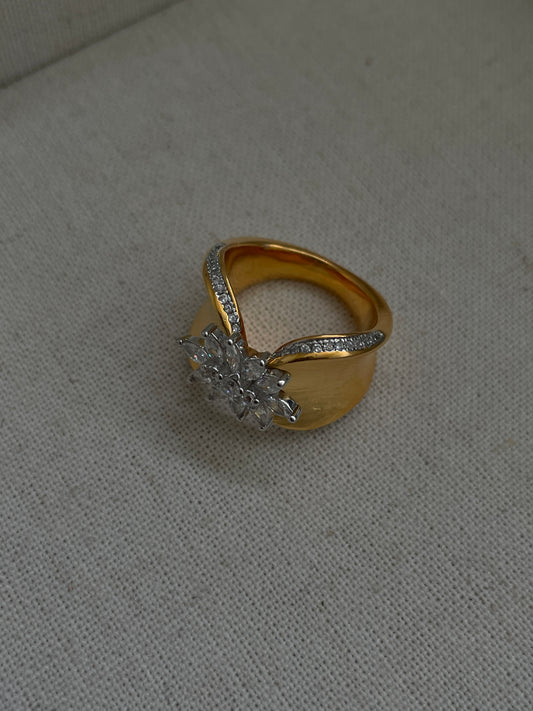 The Queen Ring