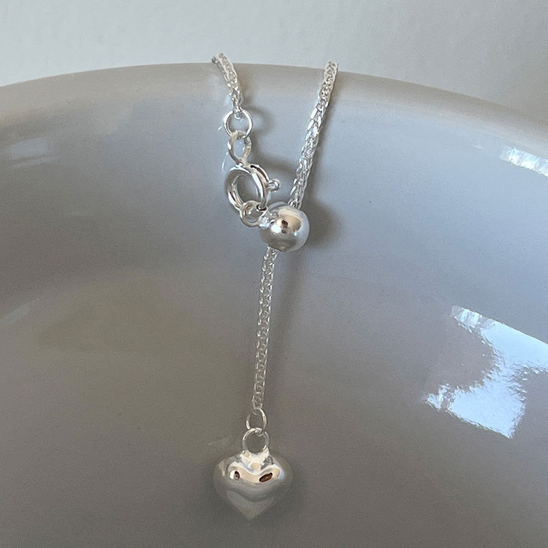 The Silver Belle Necklace