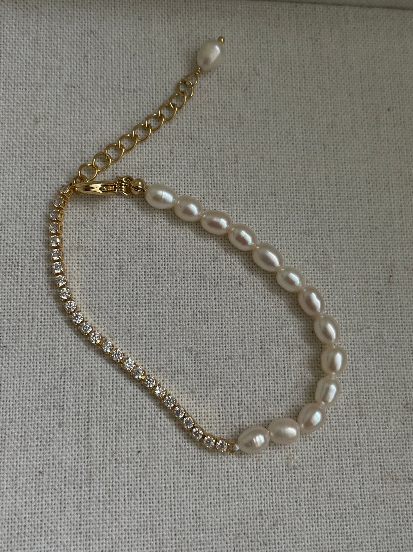 The Lady Pearl Bracelet(Sold Out)