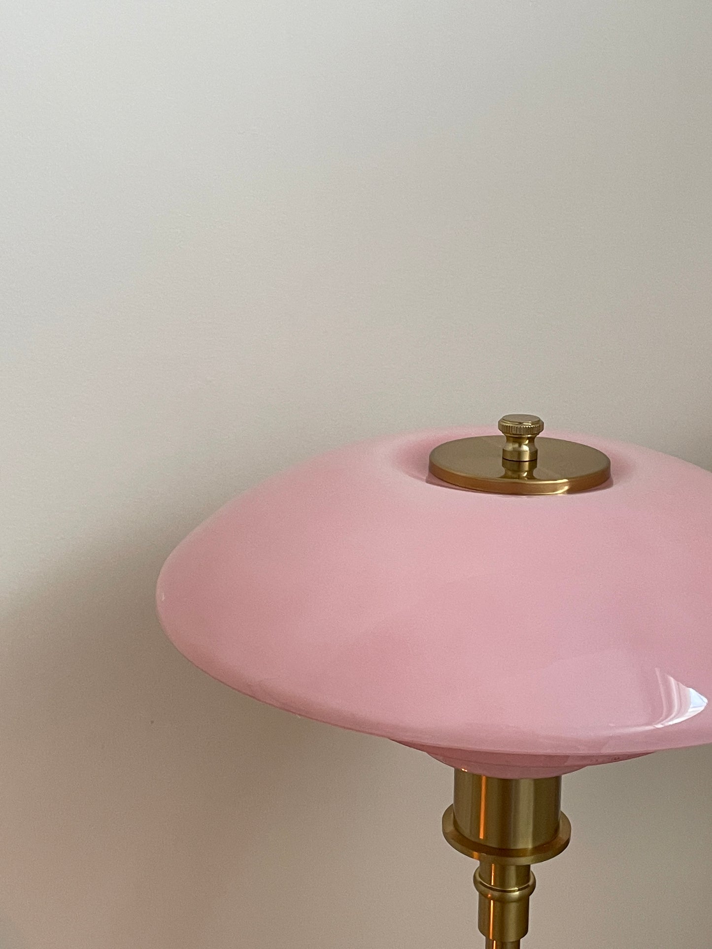 The Pink Elephant Lamp(Sold Out)