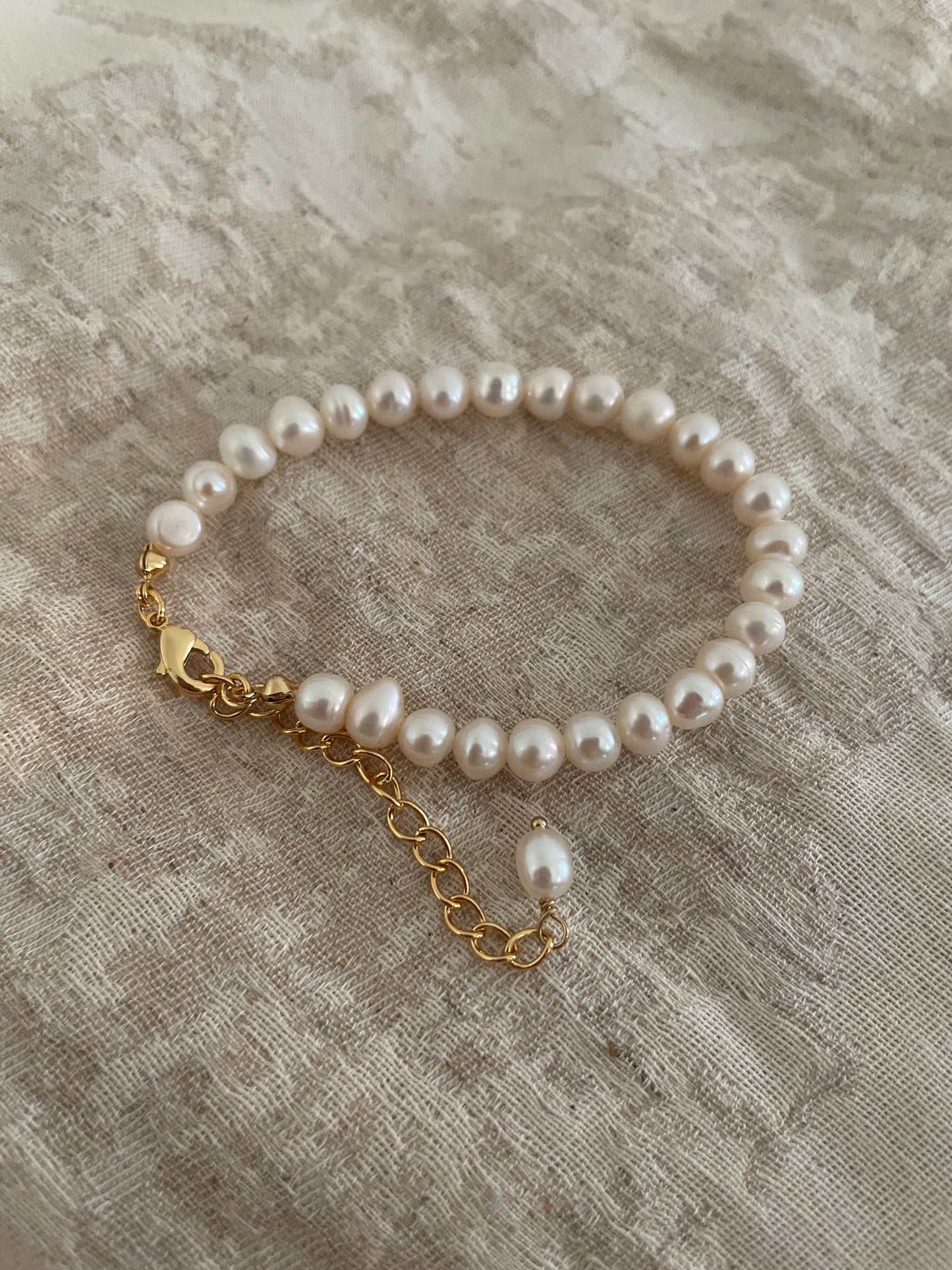 Pure Pearl Bracelet