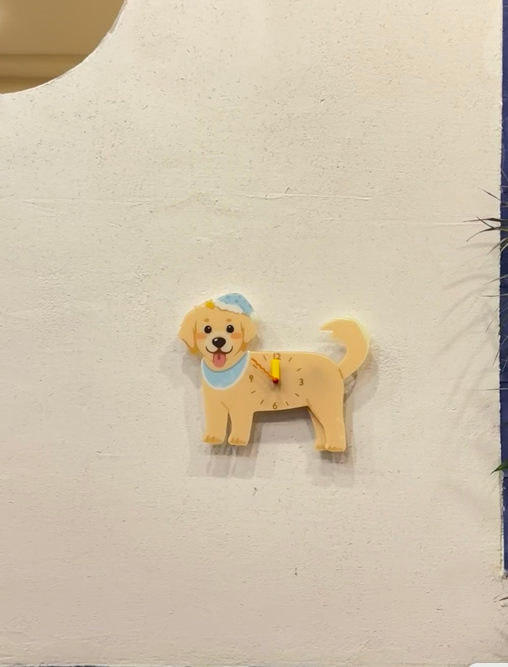 The Golden Retriever Clock