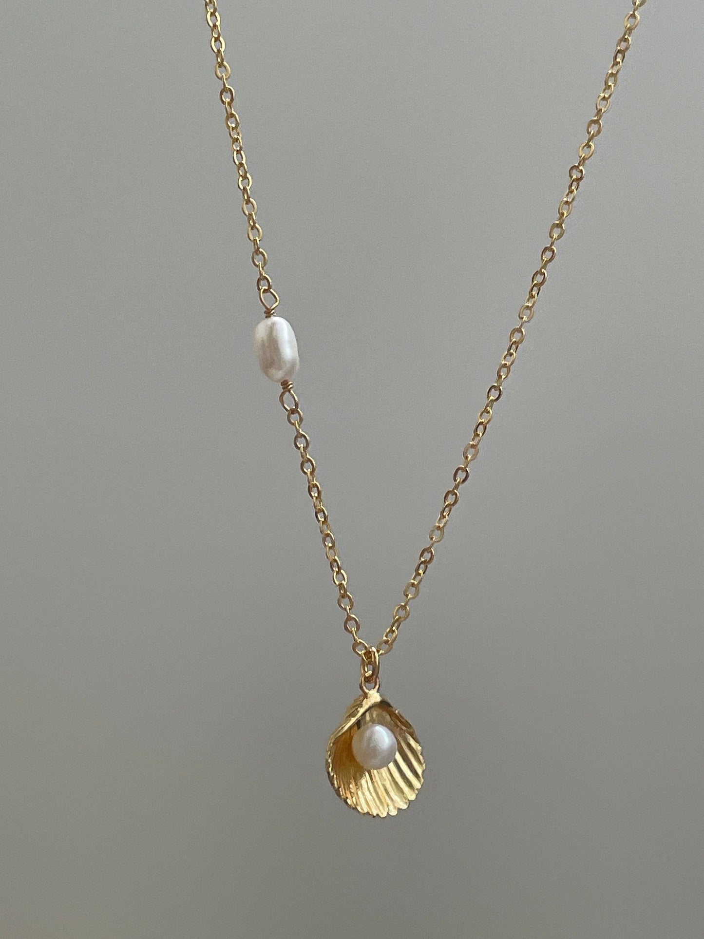 The Shell Pearl Necklace(Sold Out)