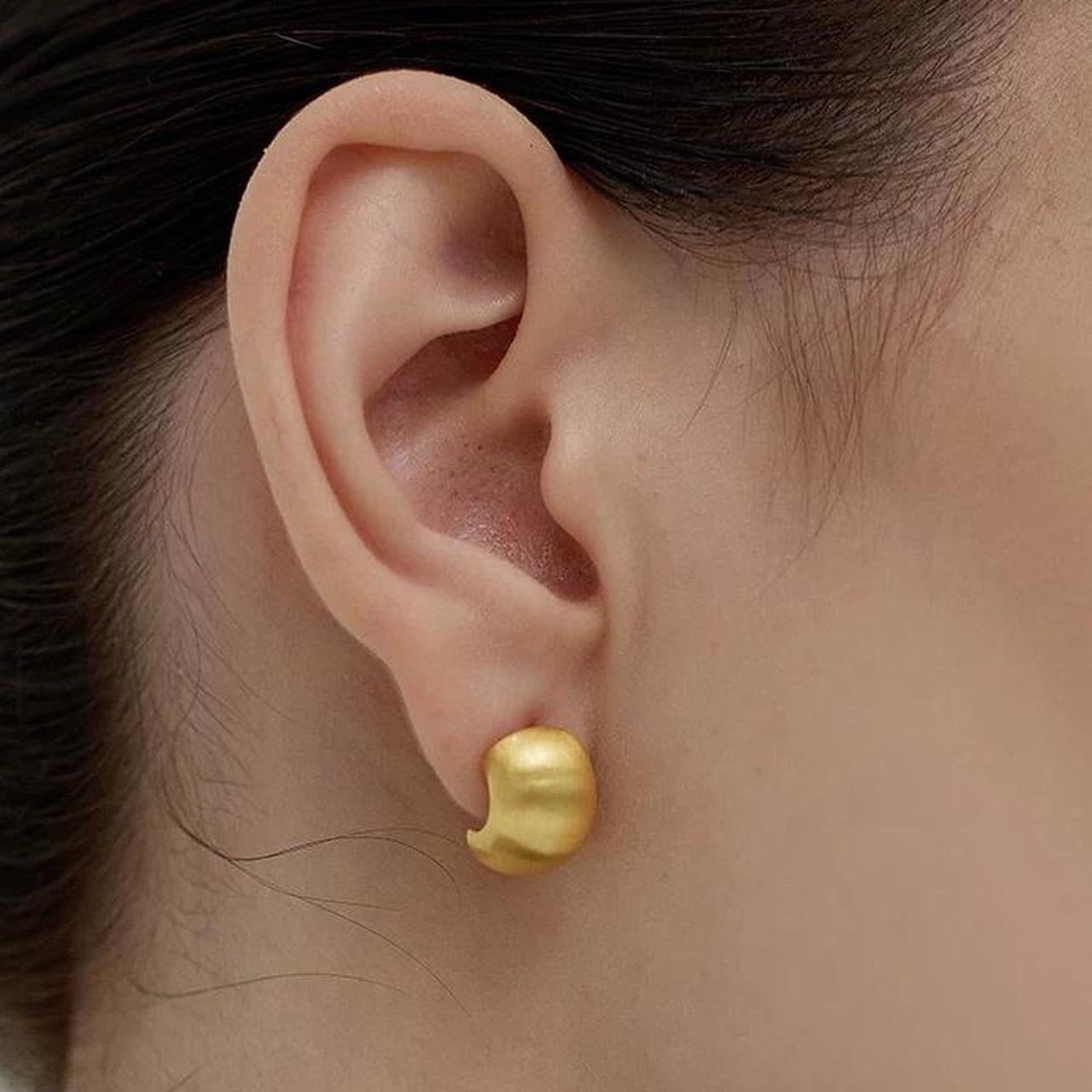 The Clara Ear Clip