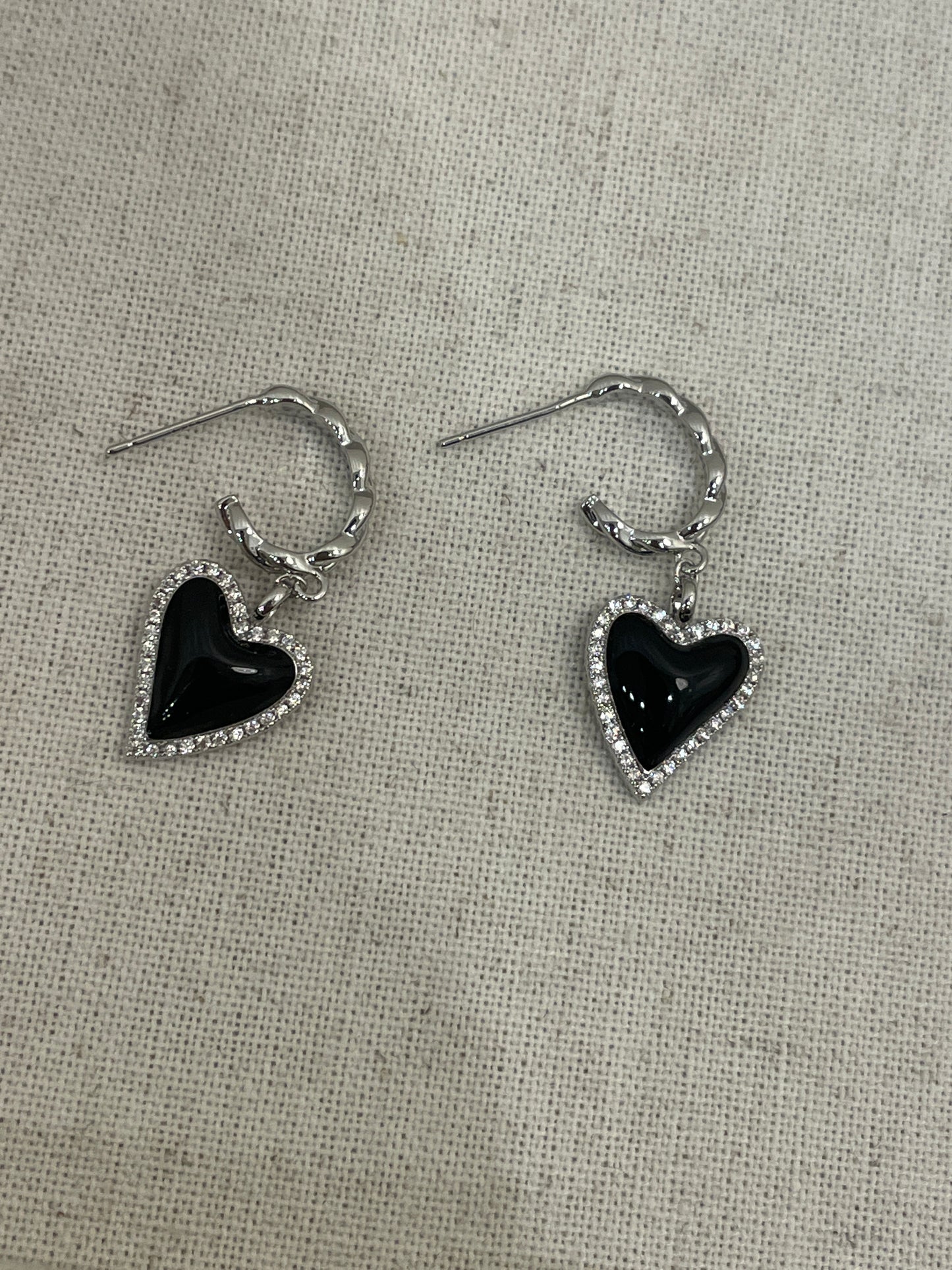 The Dark Love Earrings(Sold Out)