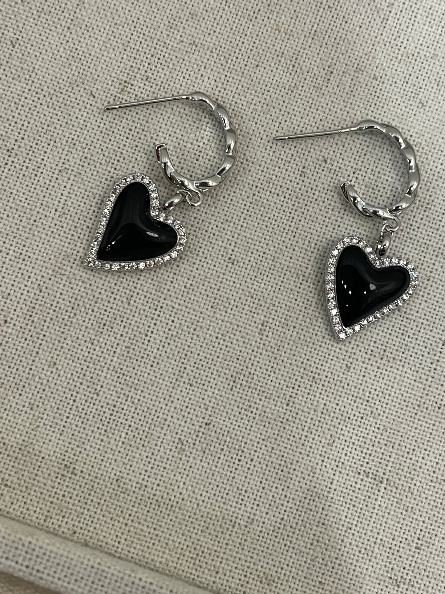 The Dark Love Earrings(Sold Out)