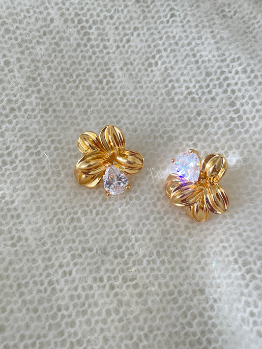 The Golden Gardenia Earrings