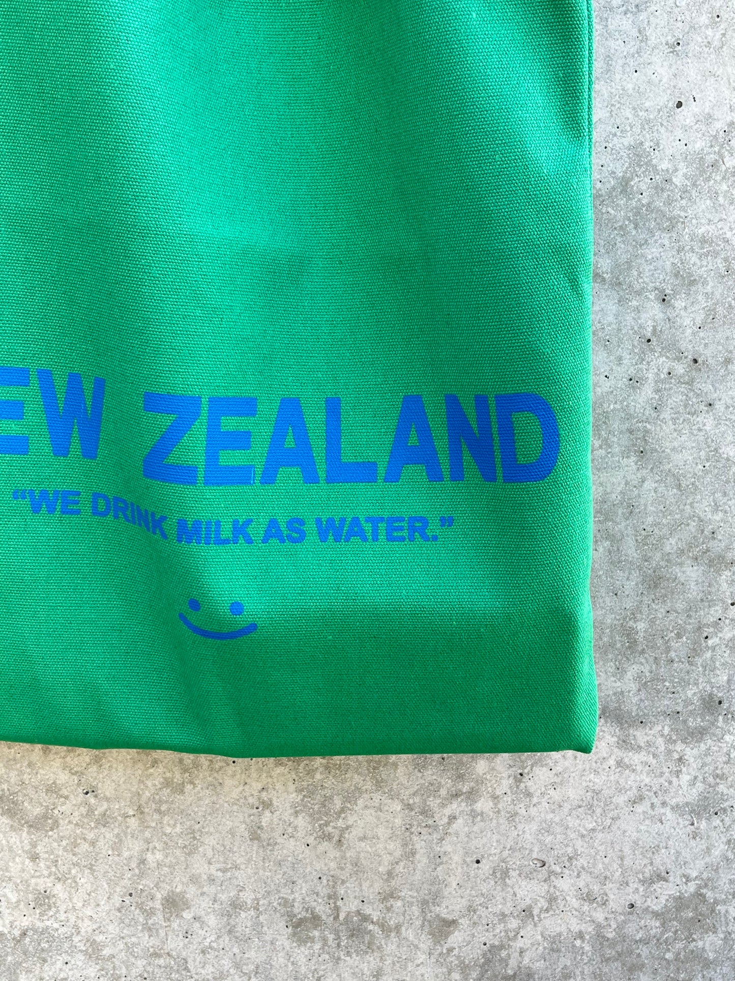 New Zealander Bag