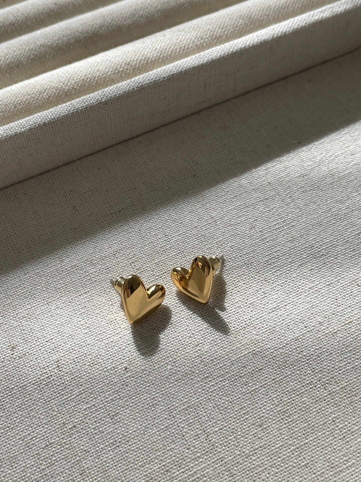 The Simple Heart Earrings(Sold Out)